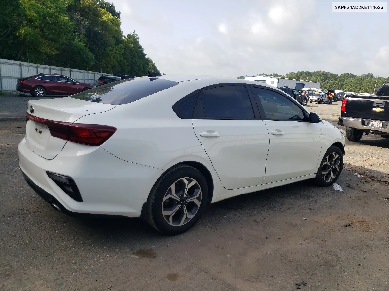 3KPF24AD2KE114623 2019 Kia Forte Fe