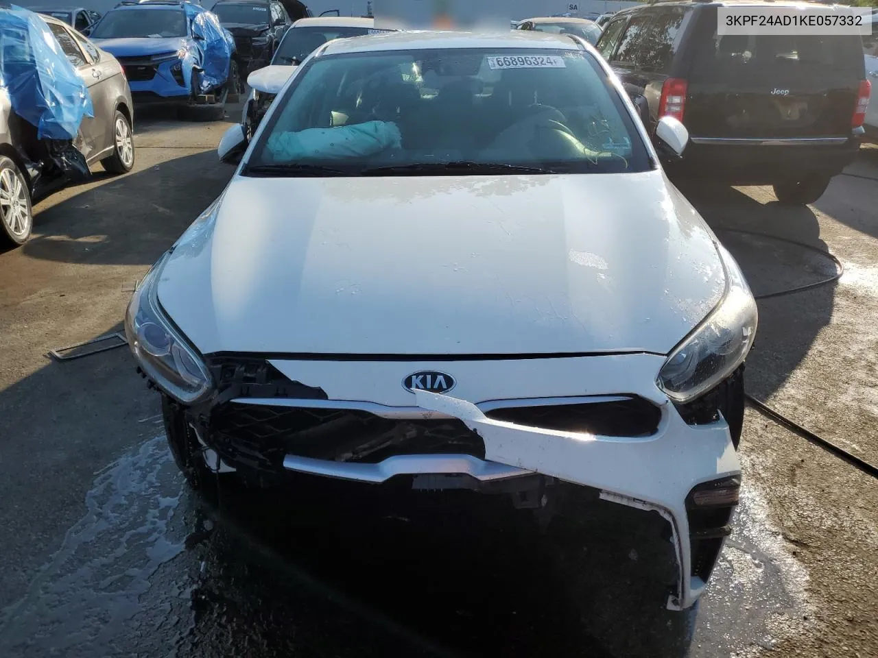 3KPF24AD1KE057332 2019 Kia Forte Fe