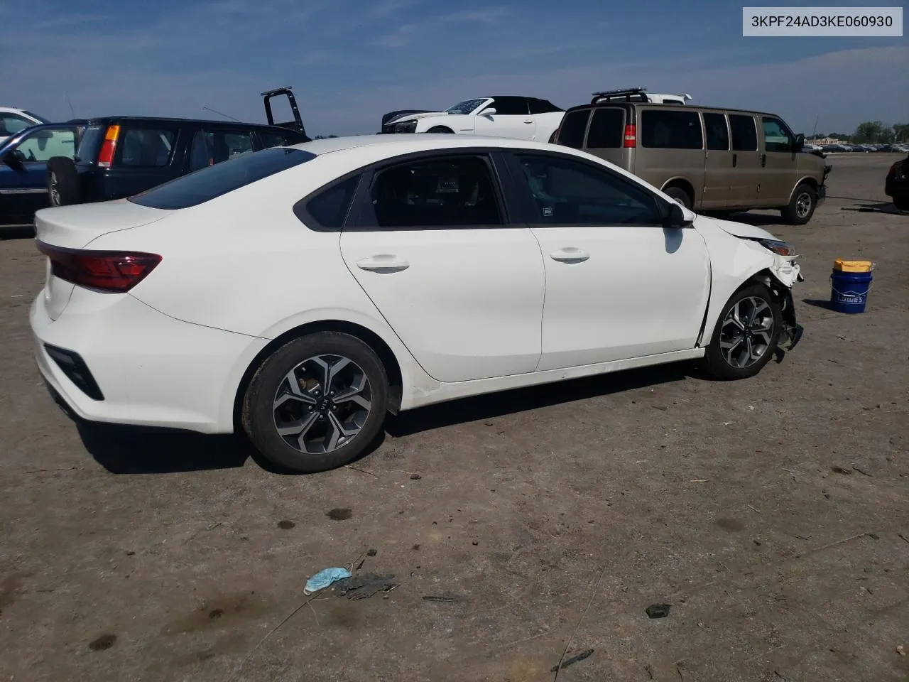 3KPF24AD3KE060930 2019 Kia Forte Fe