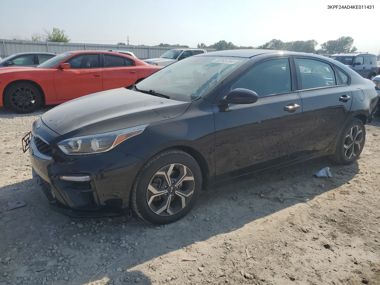 3KPF24AD4KE011431 2019 Kia Forte Fe