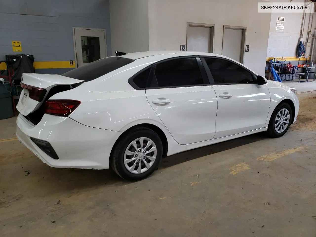 2019 Kia Forte Fe VIN: 3KPF24AD4KE057681 Lot: 68859864