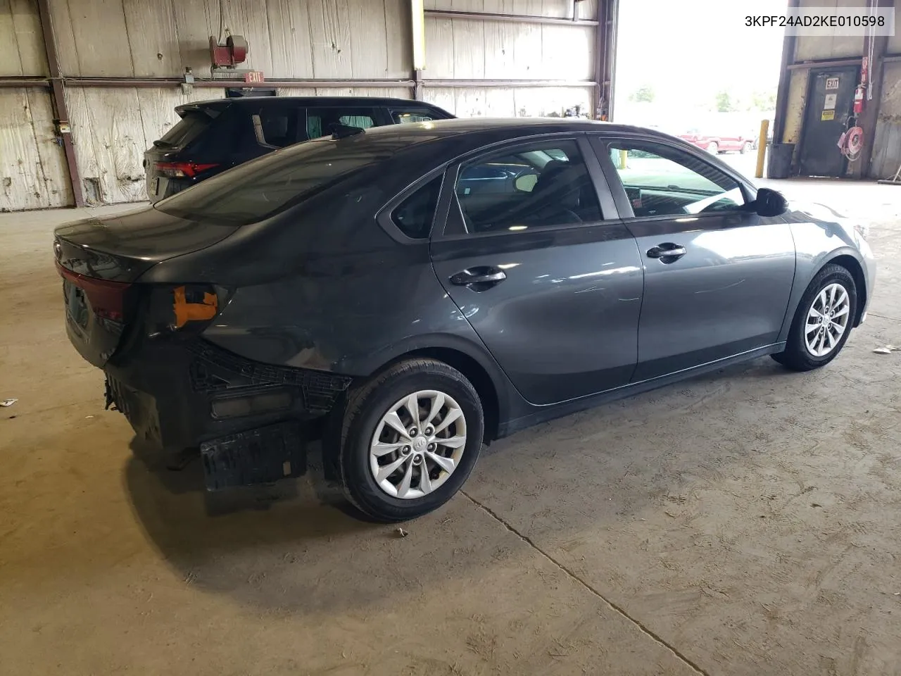 3KPF24AD2KE010598 2019 Kia Forte Fe