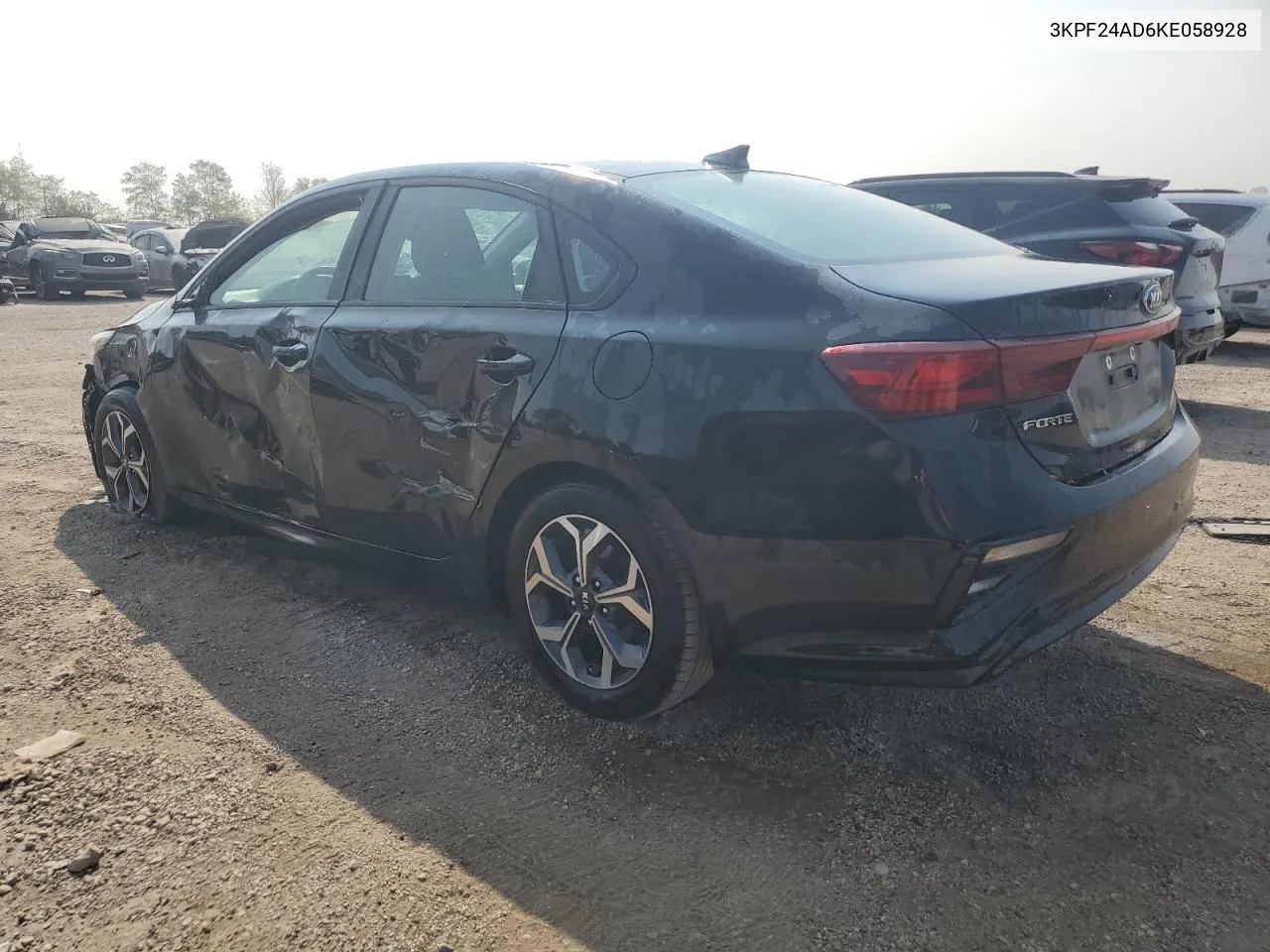 3KPF24AD6KE058928 2019 Kia Forte Fe