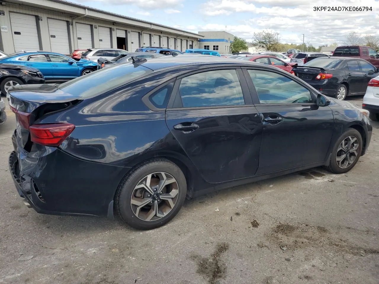 2019 Kia Forte Fe VIN: 3KPF24AD7KE066794 Lot: 71456174