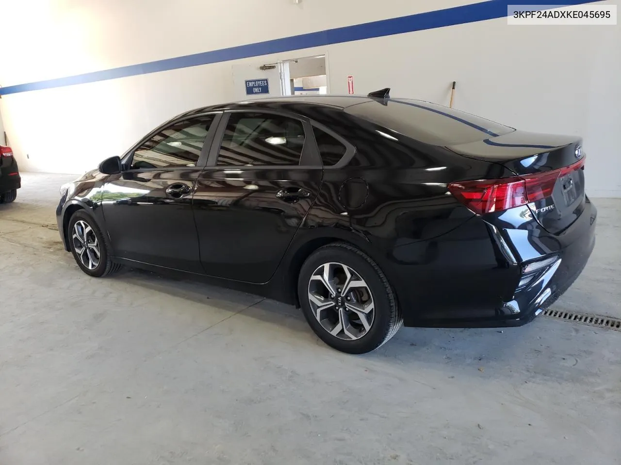 2019 Kia Forte Fe VIN: 3KPF24ADXKE045695 Lot: 72497064