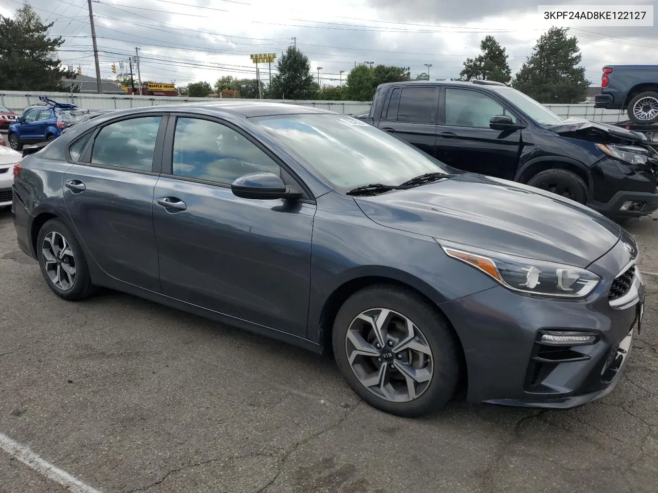 3KPF24AD8KE122127 2019 Kia Forte Fe