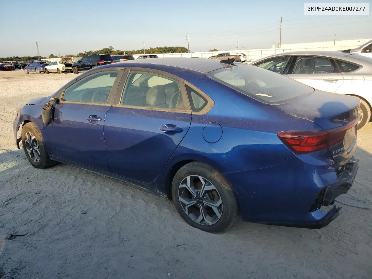 3KPF24AD0KE007277 2019 Kia Forte Fe