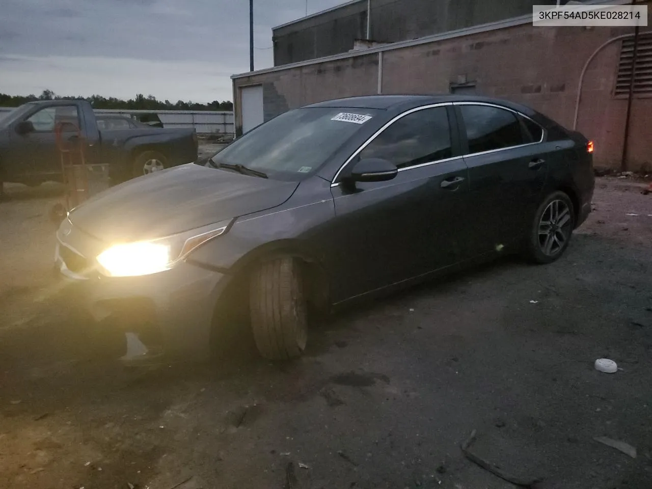 3KPF54AD5KE028214 2019 Kia Forte Ex