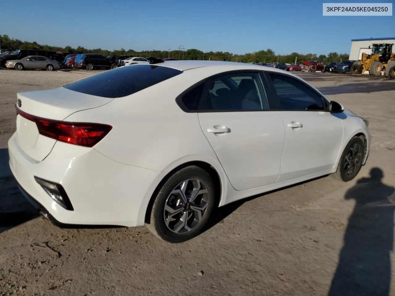 2019 Kia Forte Fe VIN: 3KPF24AD5KE045250 Lot: 73795344