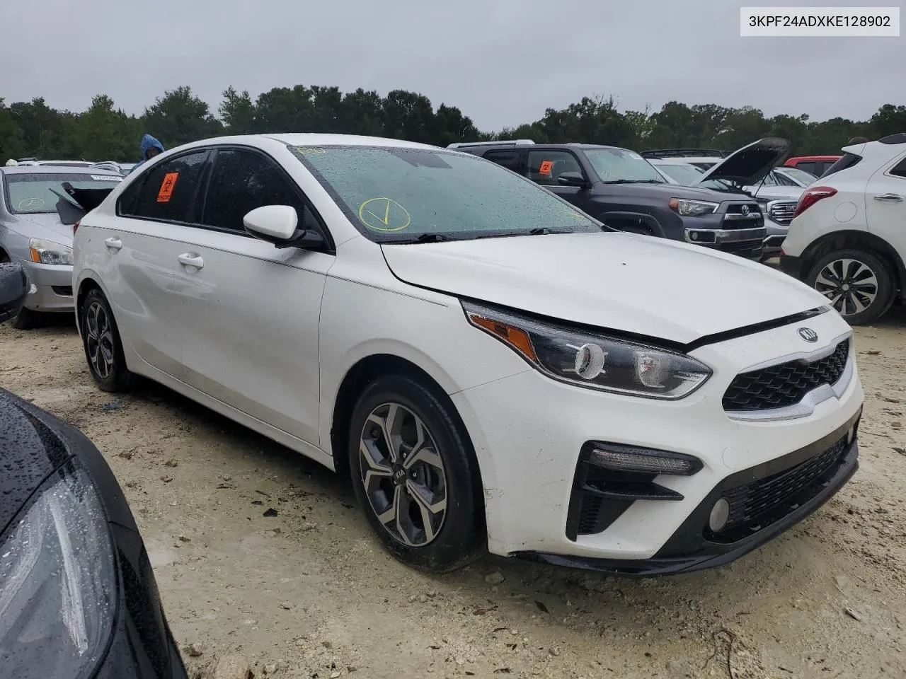 3KPF24ADXKE128902 2019 Kia Forte Fe