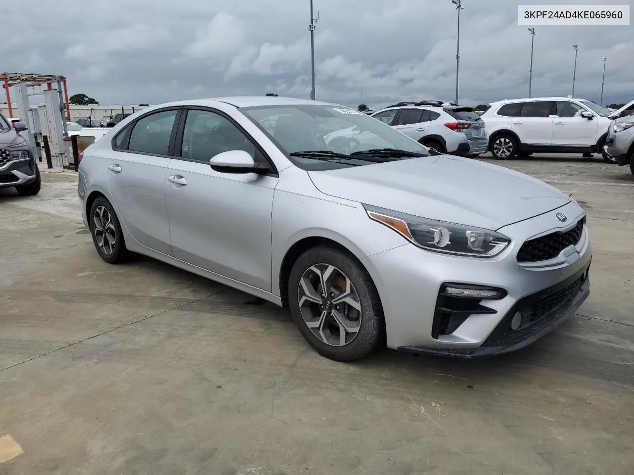 3KPF24AD4KE065960 2019 Kia Forte Fe