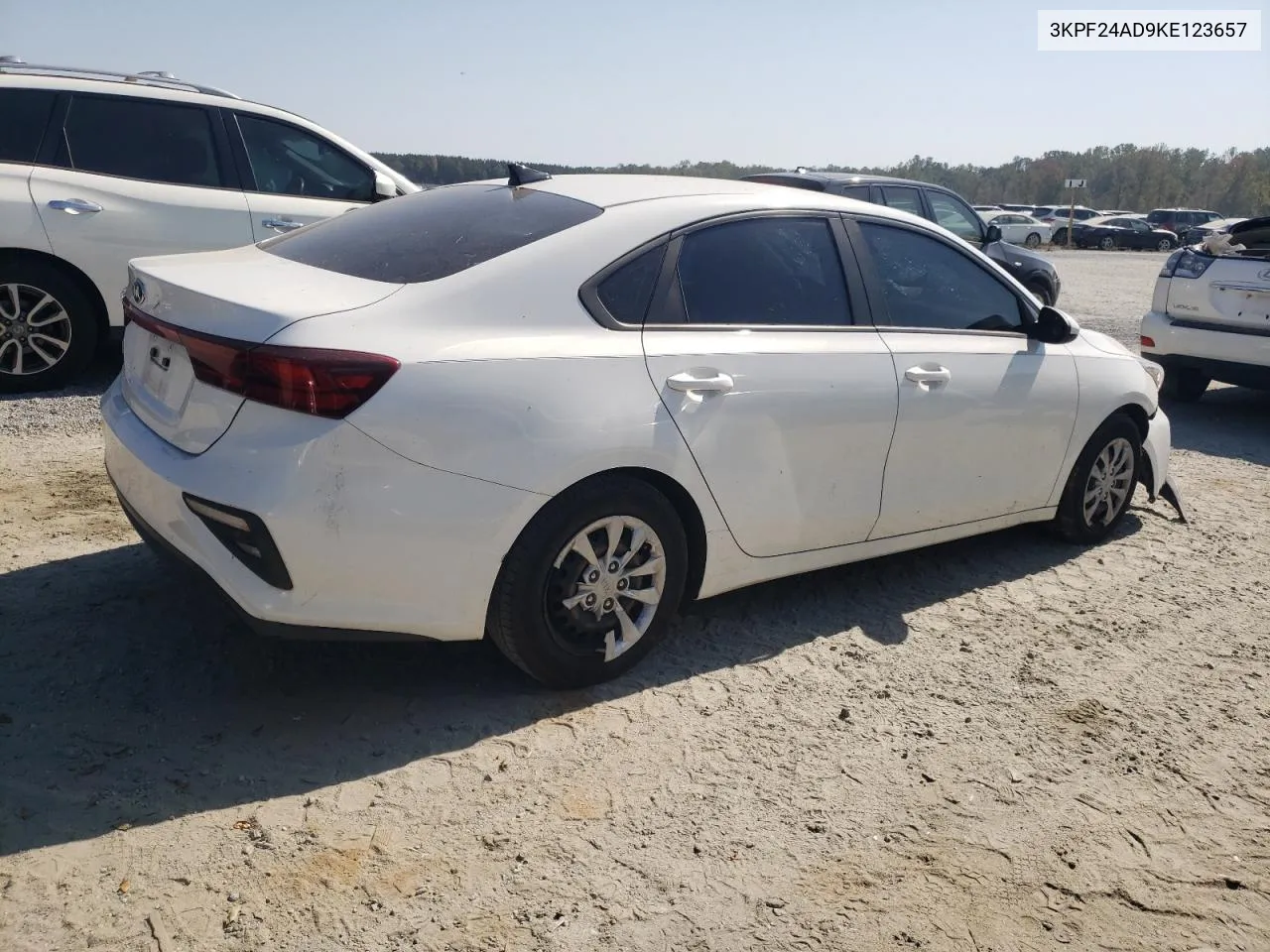 2019 Kia Forte Fe VIN: 3KPF24AD9KE123657 Lot: 75174004