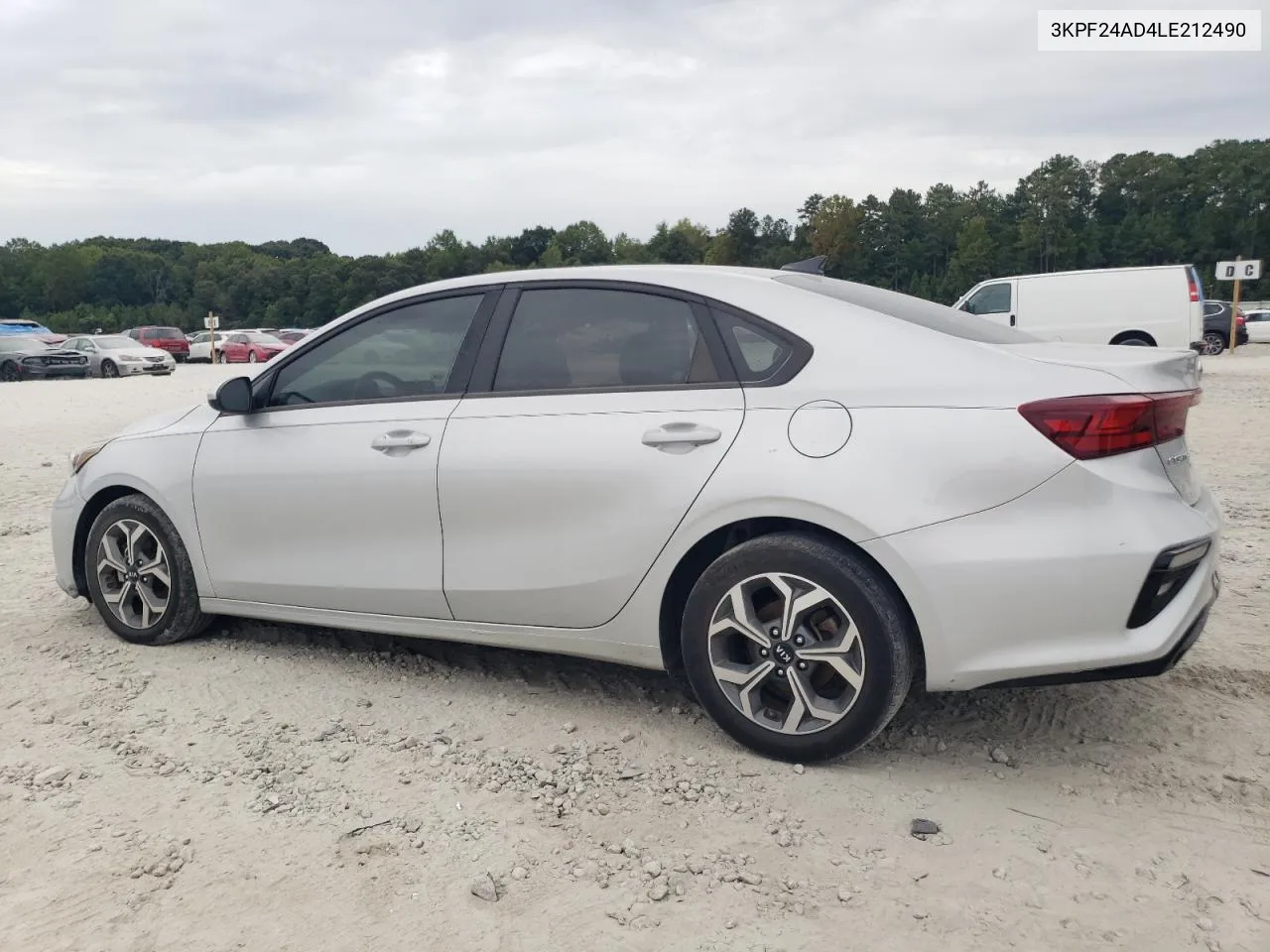 2020 Kia Forte Fe VIN: 3KPF24AD4LE212490 Lot: 70690294