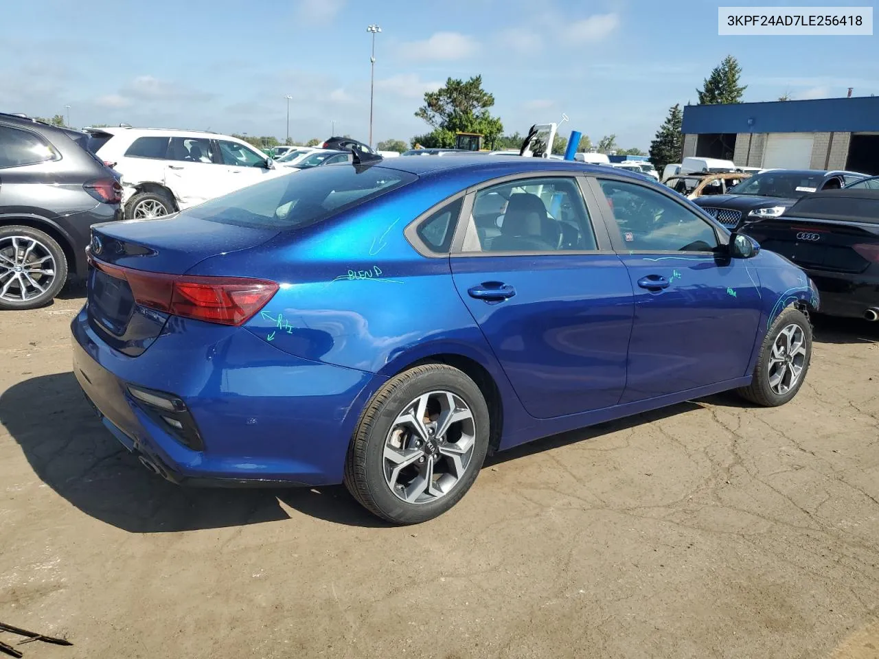 2020 Kia Forte Fe VIN: 3KPF24AD7LE256418 Lot: 70873034