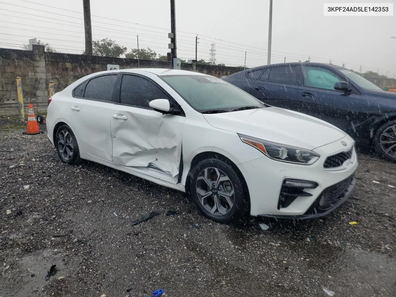 2020 Kia Forte Fe VIN: 3KPF24AD5LE142353 Lot: 75695144