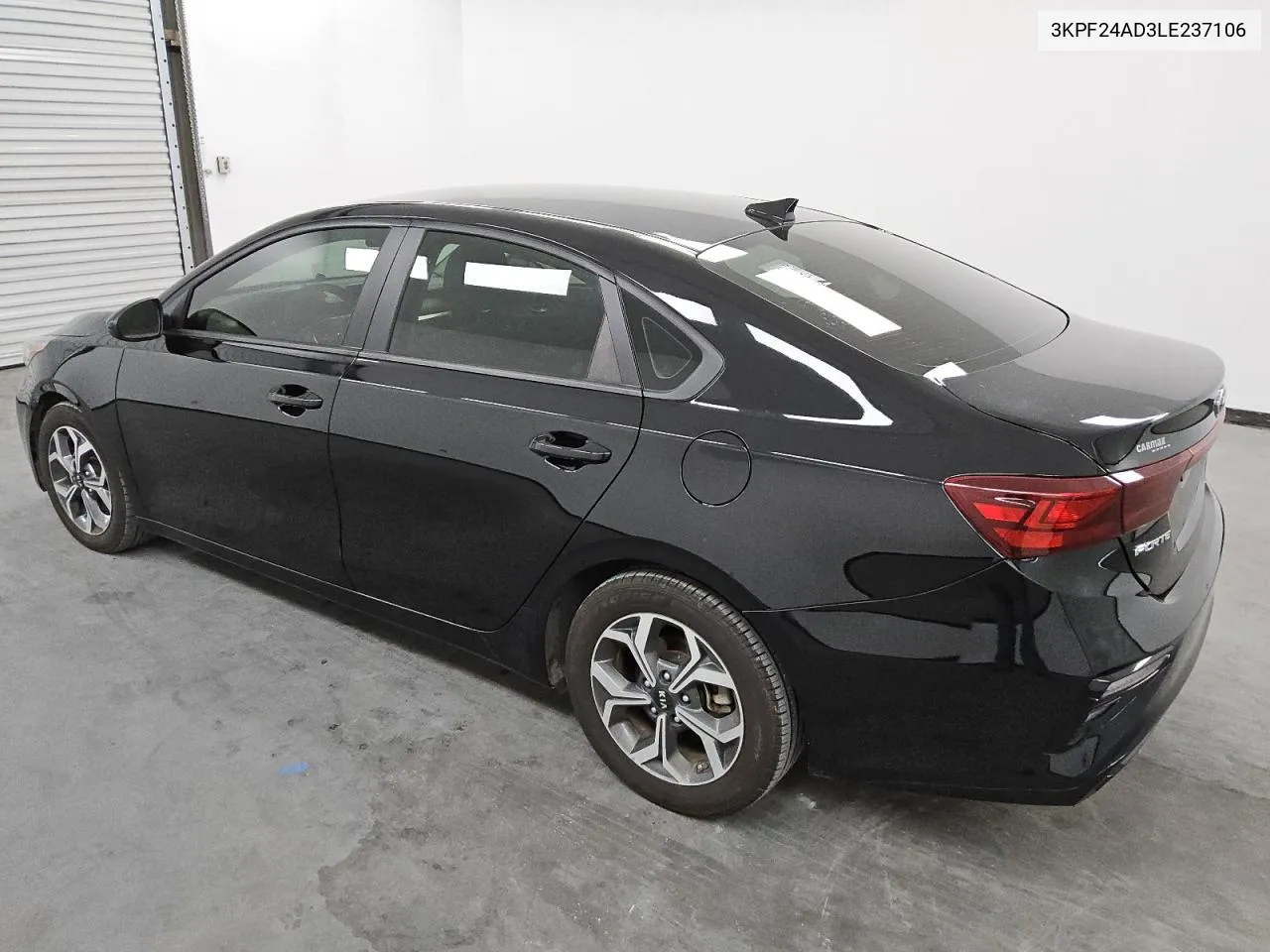 2020 Kia Forte Fe VIN: 3KPF24AD3LE237106 Lot: 76118924