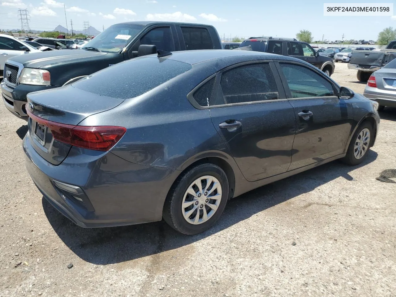 3KPF24AD3ME401598 2021 Kia Forte Fe