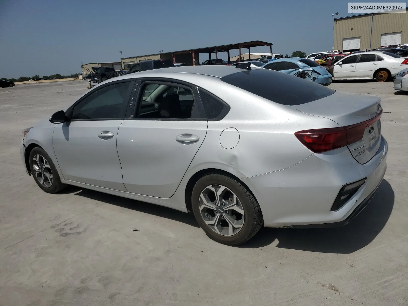 3KPF24AD0ME320977 2021 Kia Forte Fe