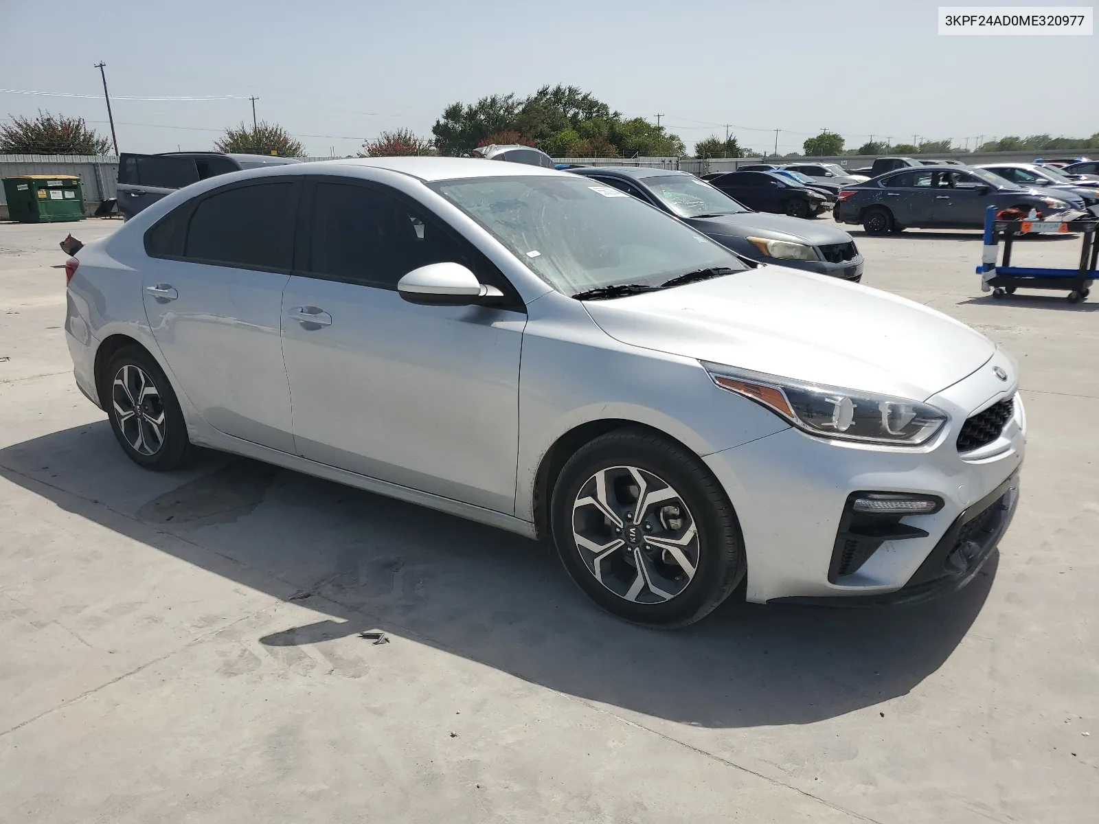 3KPF24AD0ME320977 2021 Kia Forte Fe