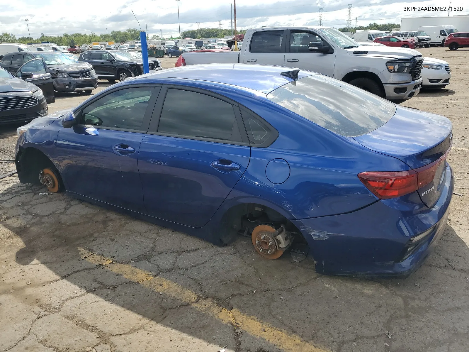 2021 Kia Forte Fe VIN: 3KPF24AD5ME271520 Lot: 67113144