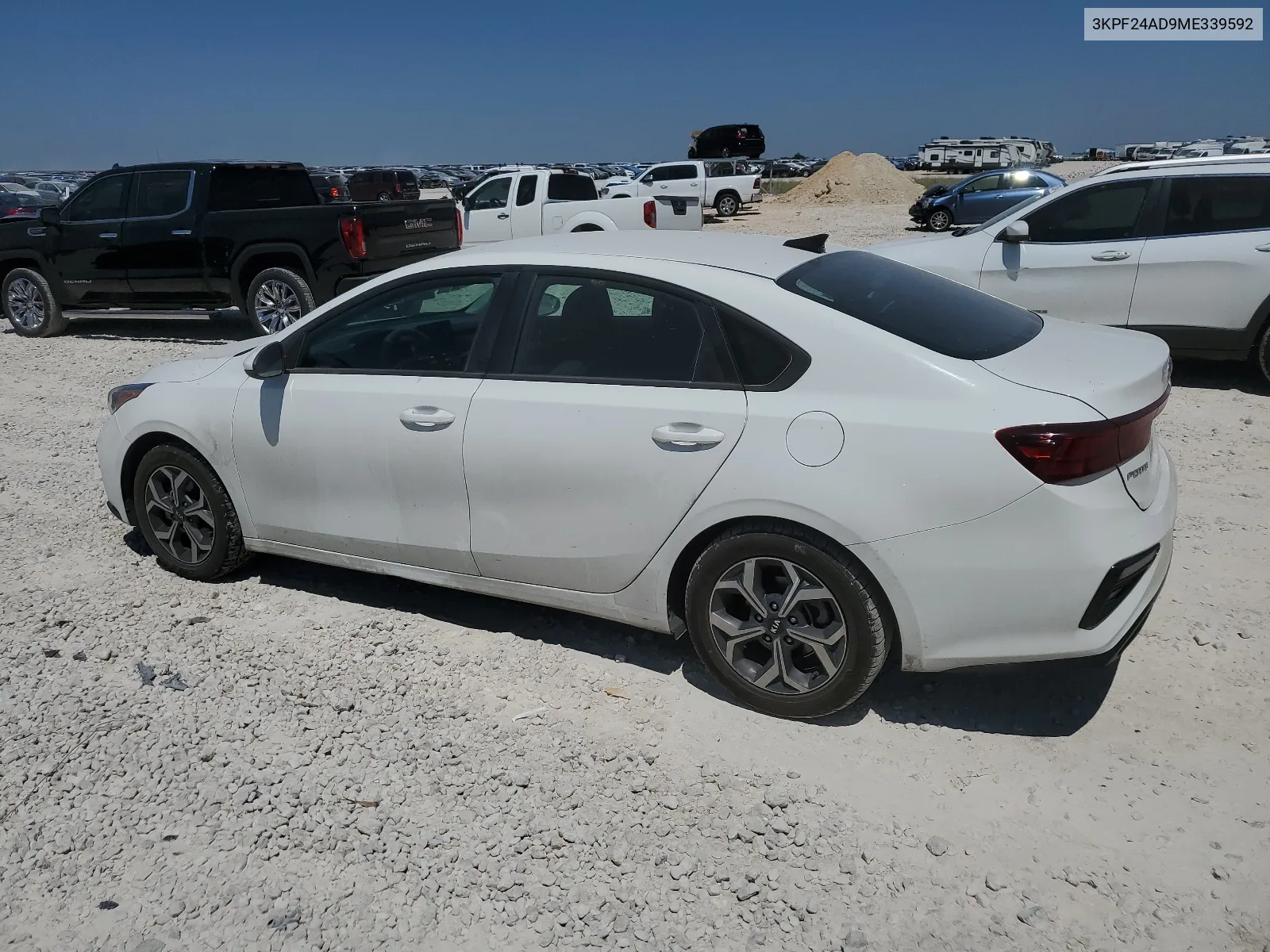 2021 Kia Forte Fe VIN: 3KPF24AD9ME339592 Lot: 67982394