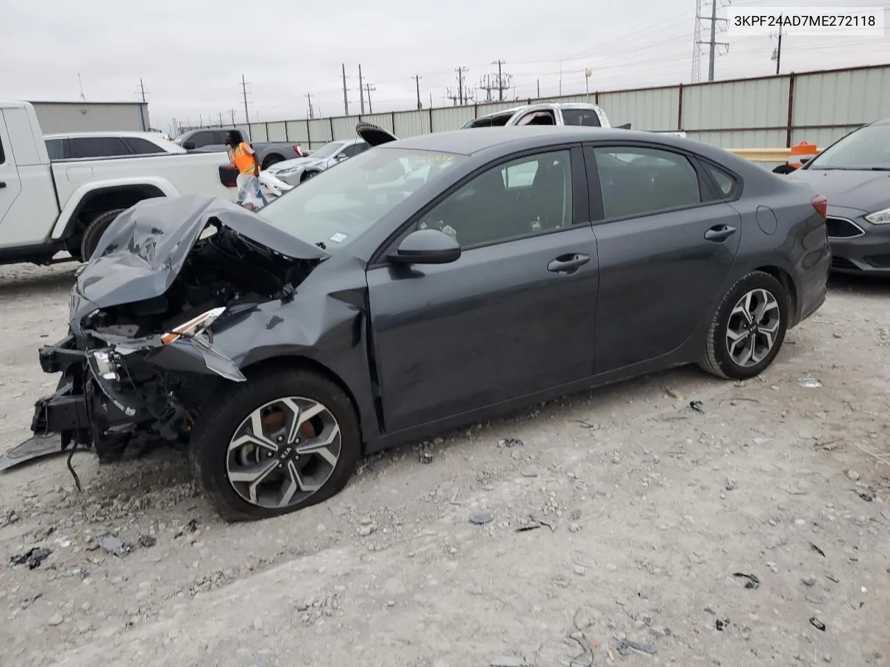 3KPF24AD7ME272118 2021 Kia Forte Fe