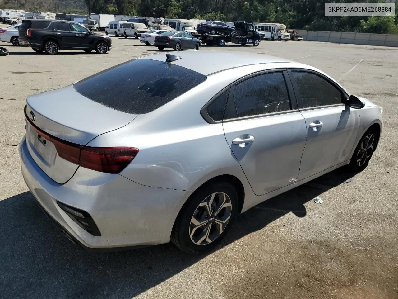 3KPF24AD6ME268884 2021 Kia Forte Fe