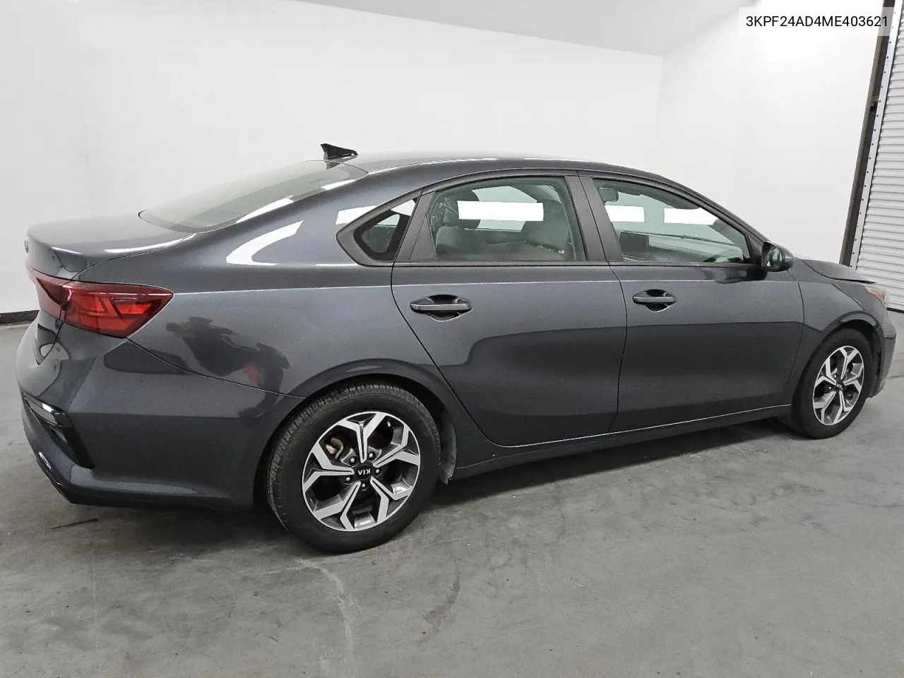 3KPF24AD4ME403621 2021 Kia Forte Fe