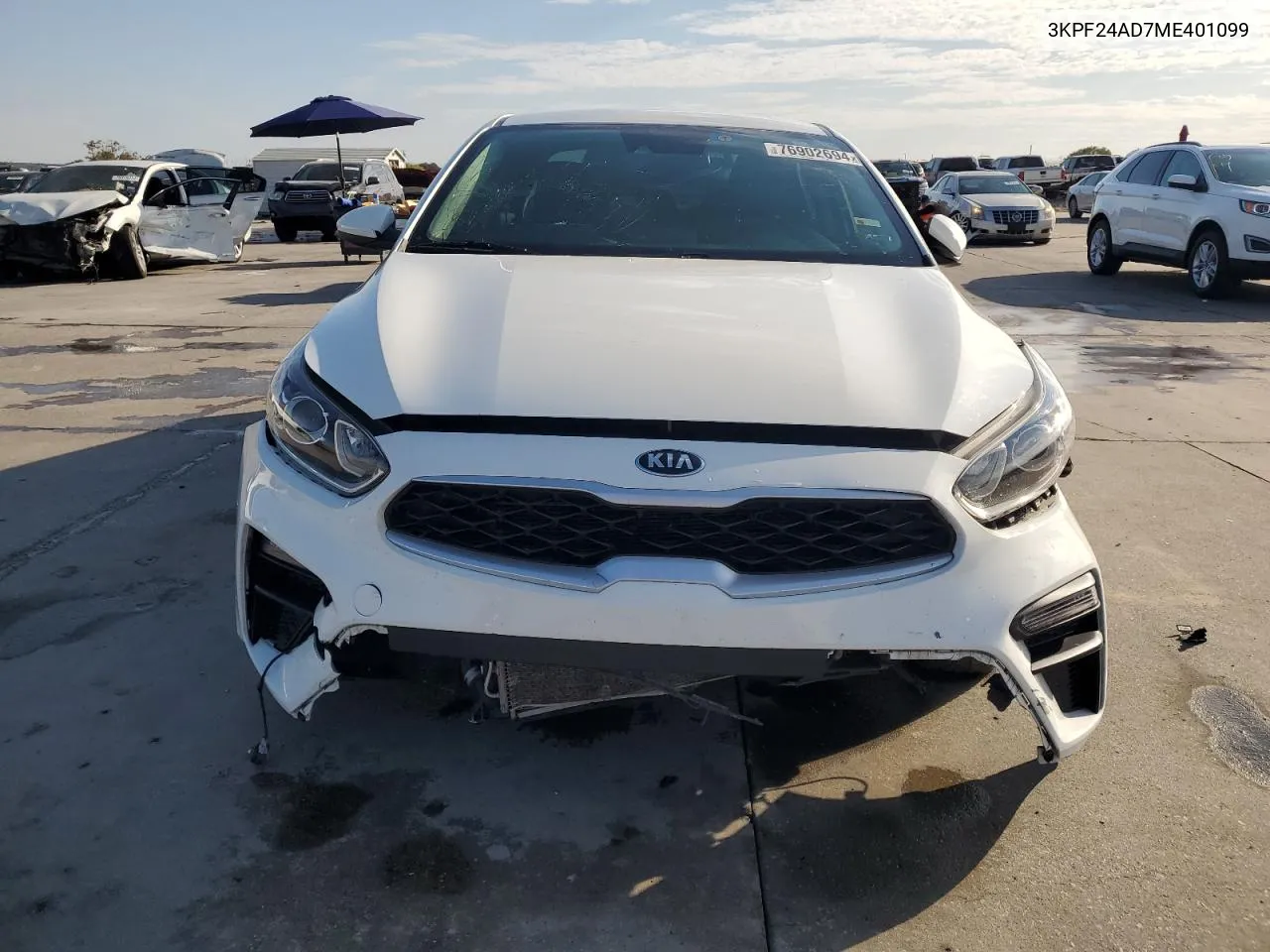 3KPF24AD7ME401099 2021 Kia Forte Fe