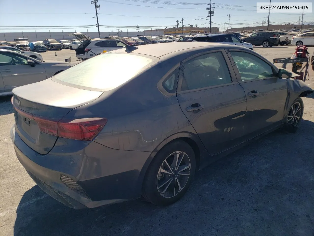 2022 Kia Forte Fe VIN: 3KPF24AD9NE490319 Lot: 69377034