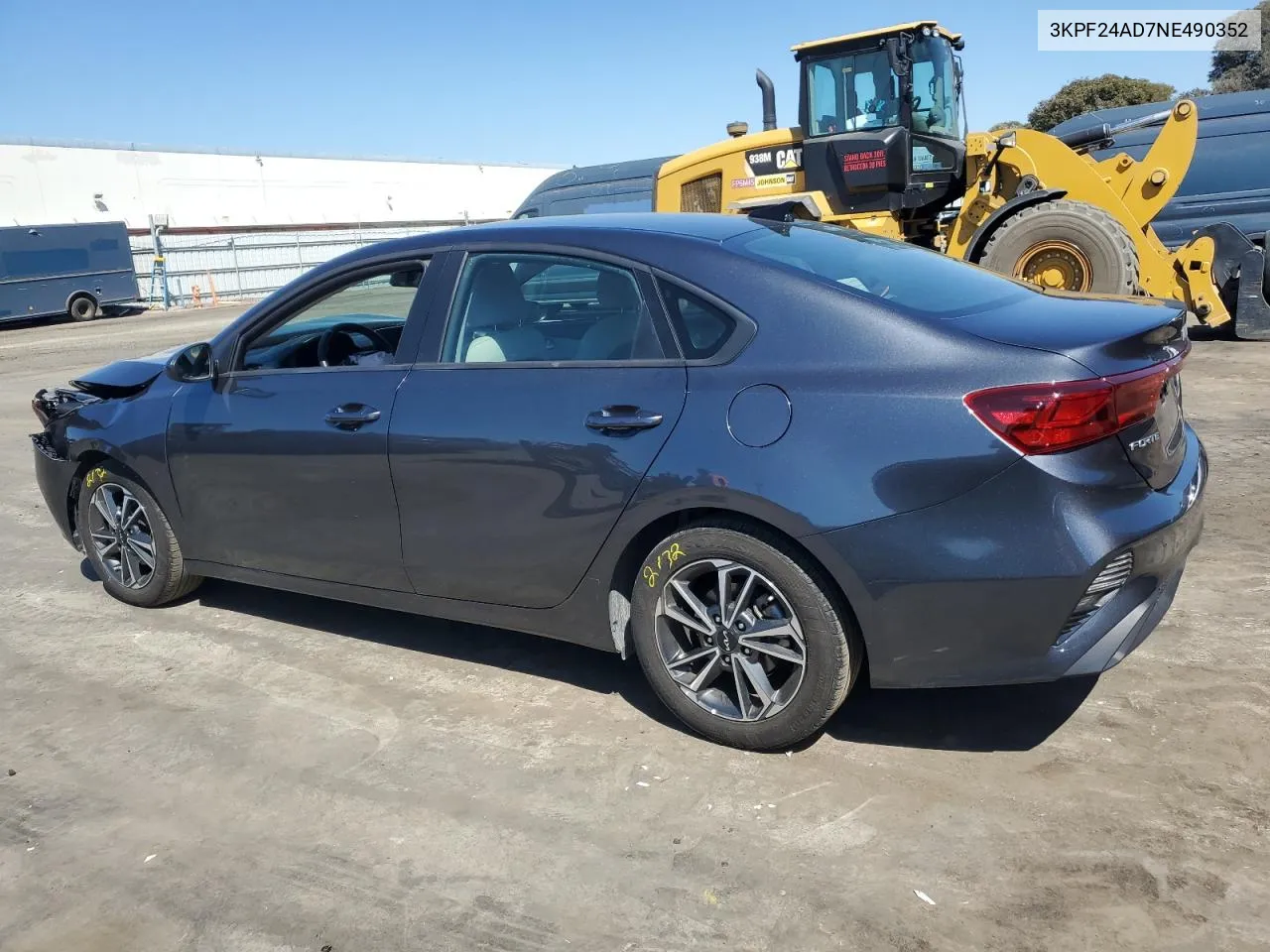 3KPF24AD7NE490352 2022 Kia Forte Fe