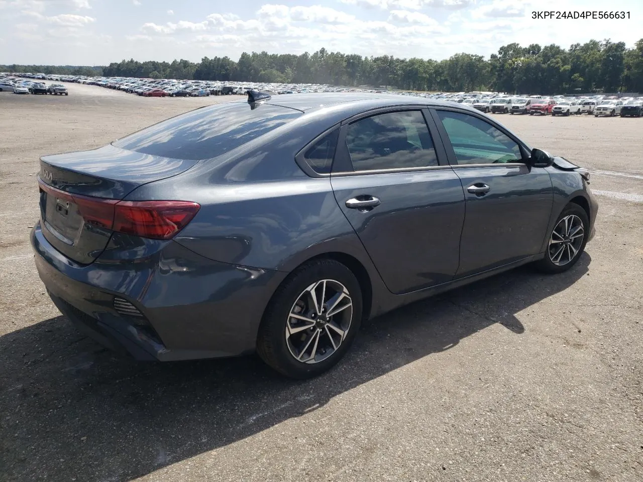 3KPF24AD4PE566631 2023 Kia Forte Lx