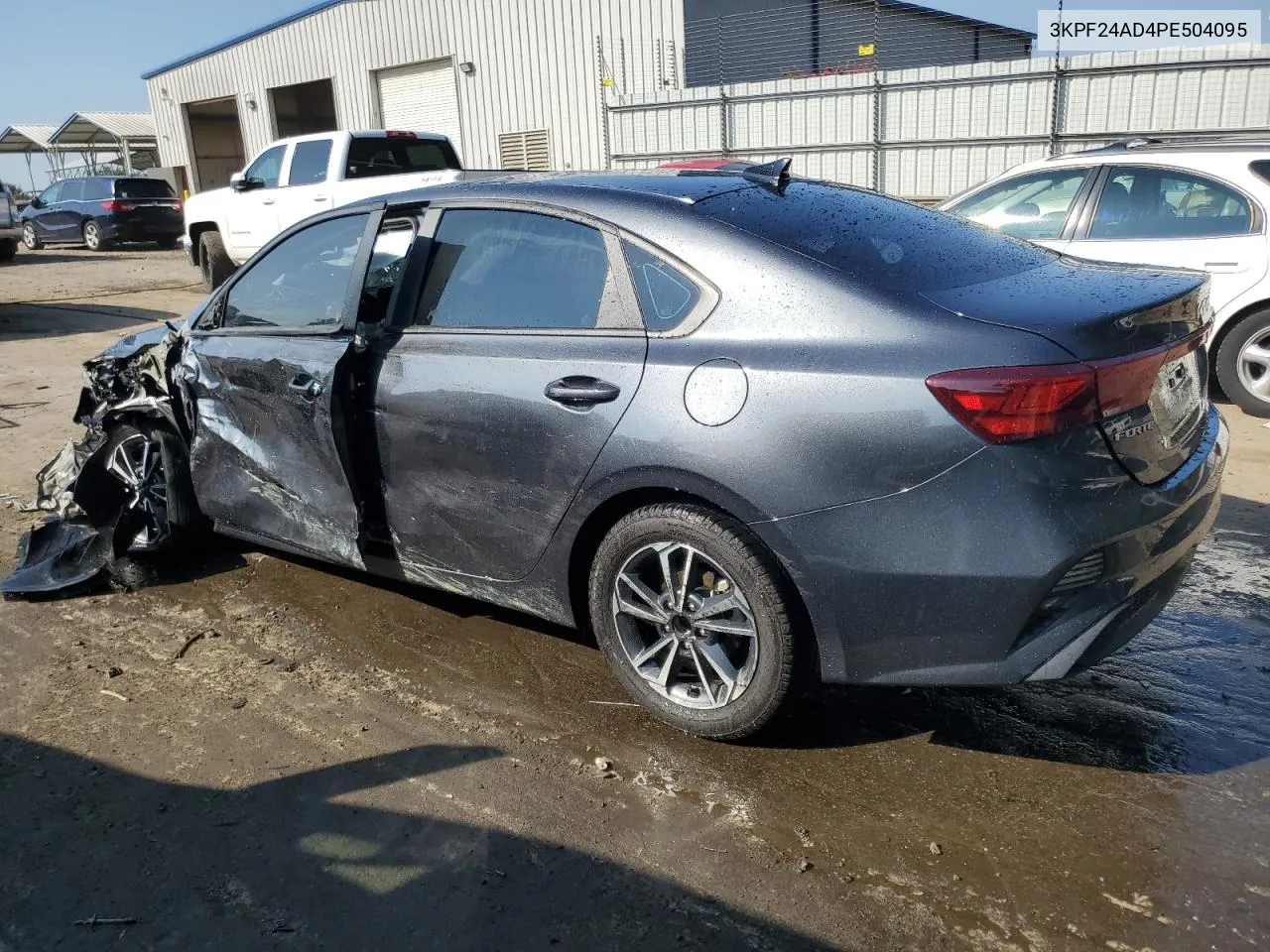 3KPF24AD4PE504095 2023 Kia Forte Lx