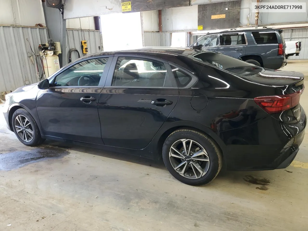 2023 Kia Forte Lx VIN: 3KPF24AD0RE717998 Lot: 70849874