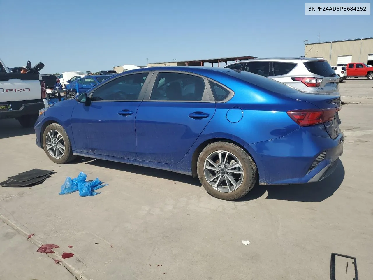 3KPF24AD5PE684252 2023 Kia Forte Lx