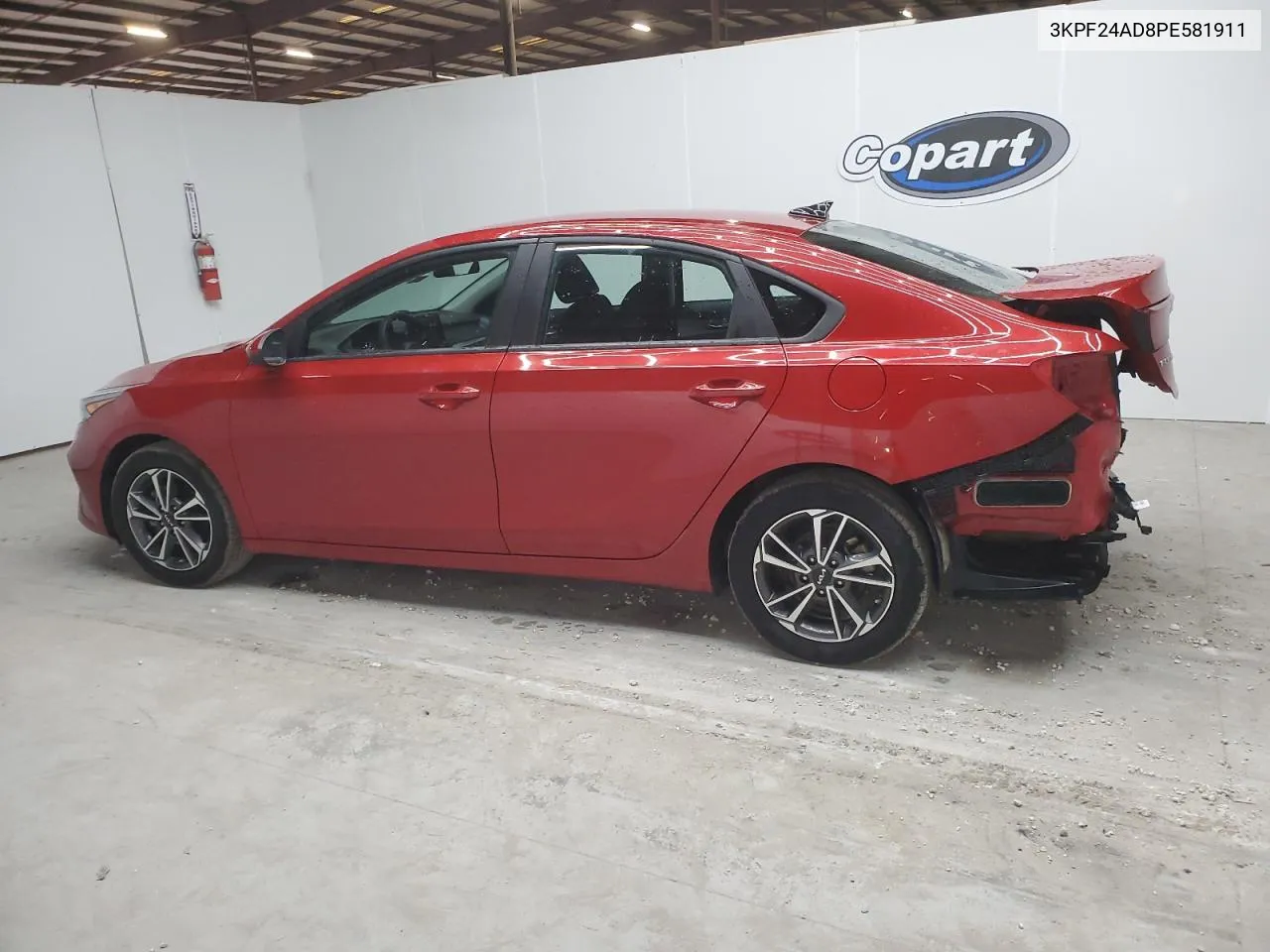 3KPF24AD8PE581911 2023 Kia Forte Lx