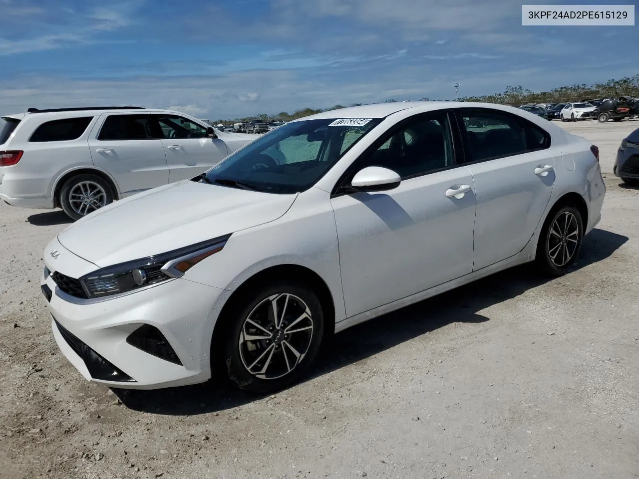 2023 Kia Forte Lx VIN: 3KPF24AD2PE615129 Lot: 77063354