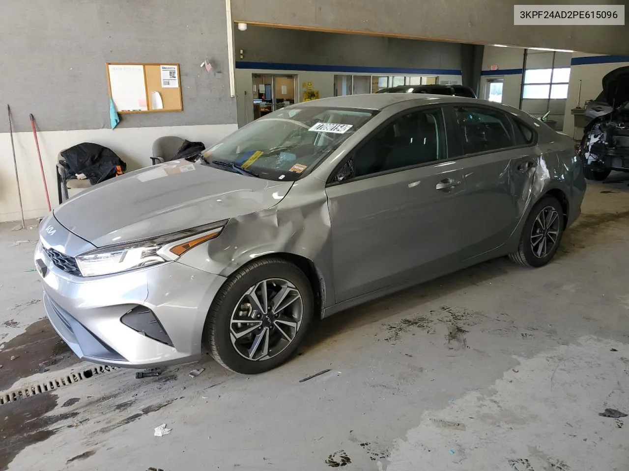 2023 Kia Forte Lx VIN: 3KPF24AD2PE615096 Lot: 77090154