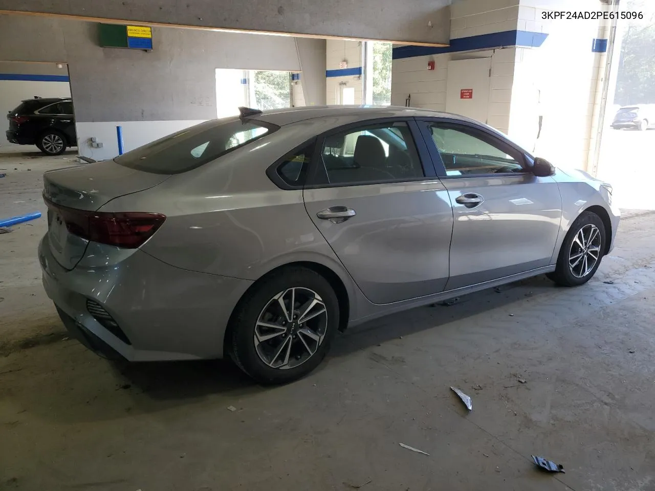 3KPF24AD2PE615096 2023 Kia Forte Lx