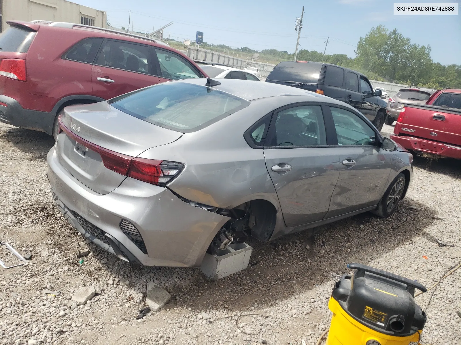 3KPF24AD8RE742888 2024 Kia Forte Lx