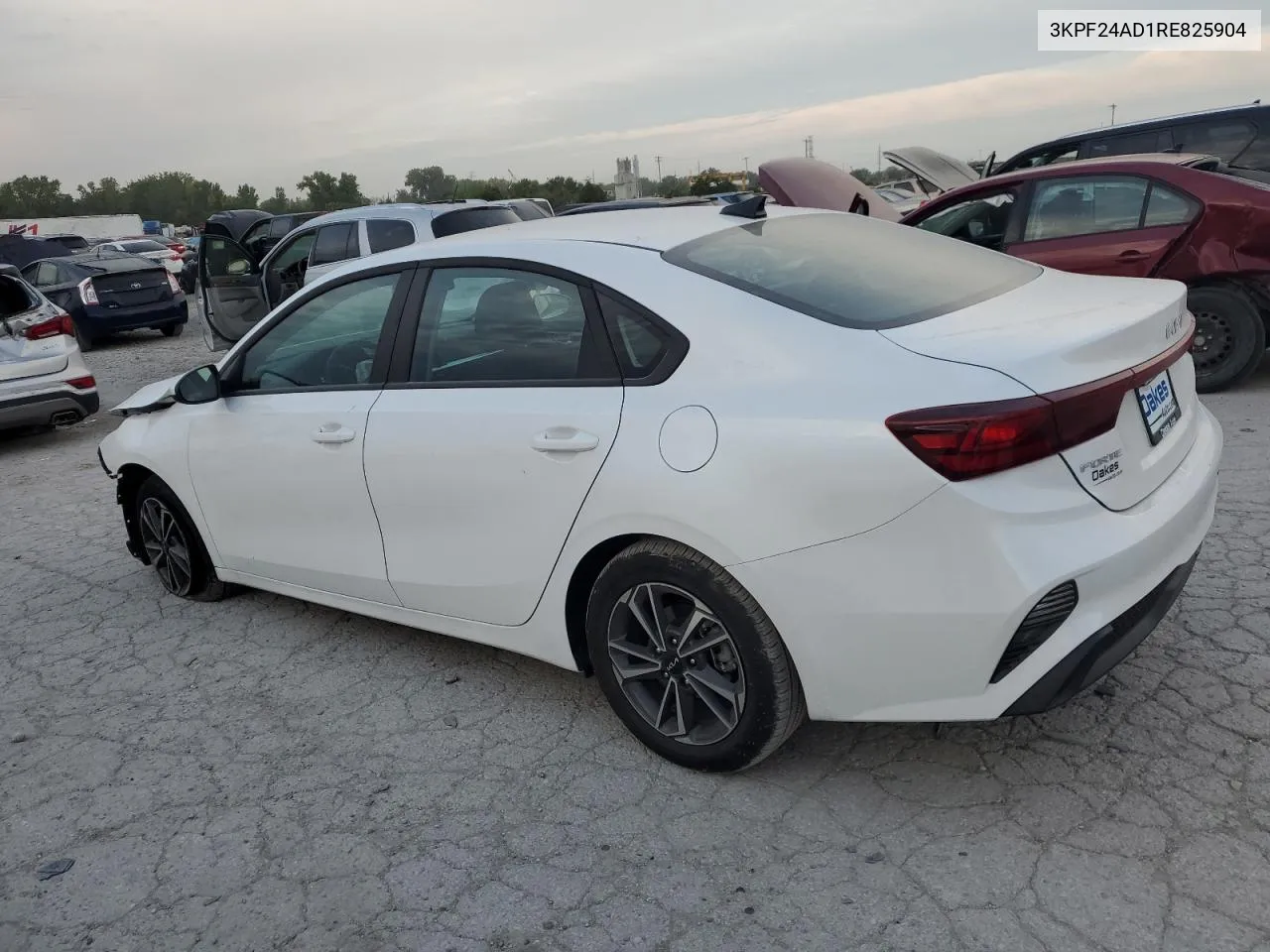 2024 Kia Forte Lx VIN: 3KPF24AD1RE825904 Lot: 71313284