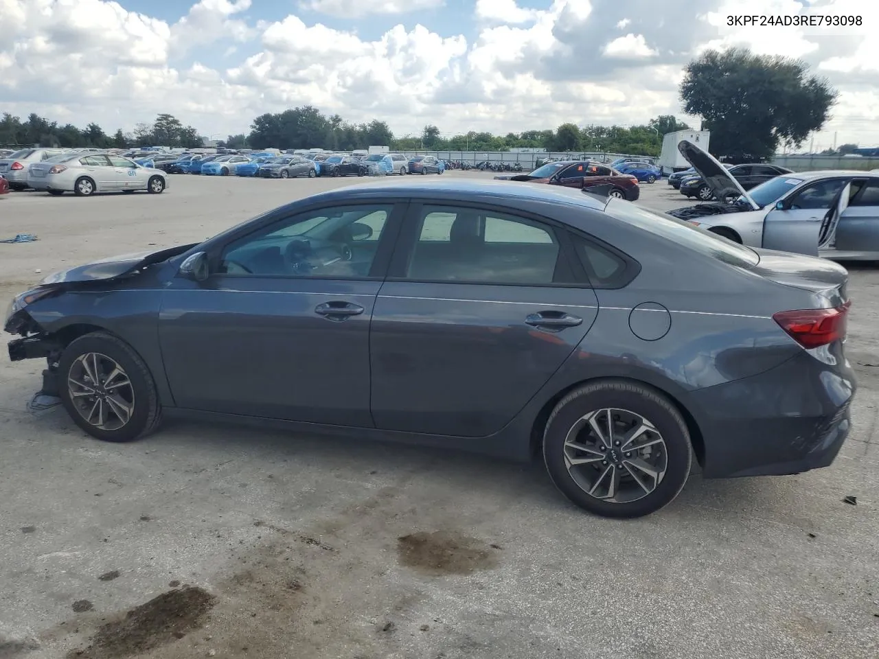 3KPF24AD3RE793098 2024 Kia Forte Lx