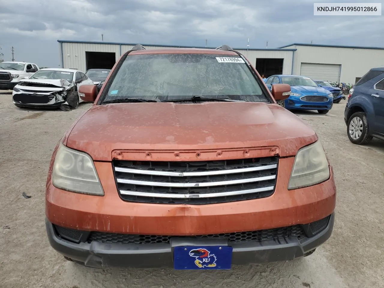 KNDJH741995012866 2009 Kia Borrego Lx