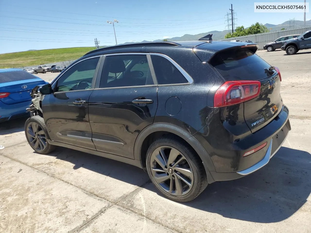 KNDCC3LCXH5075461 2017 Kia Niro Ex