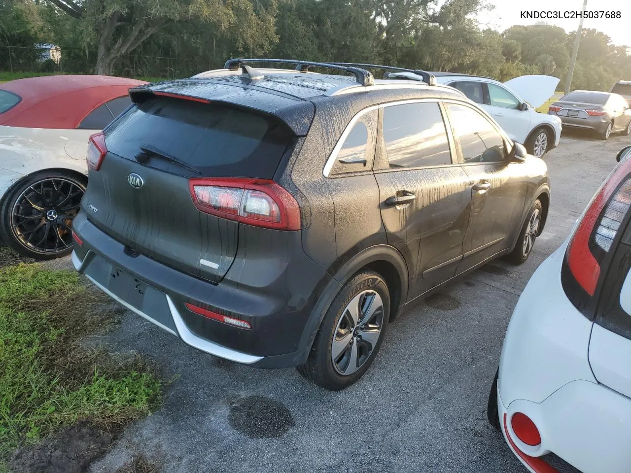 KNDCC3LC2H5037688 2017 Kia Niro Ex