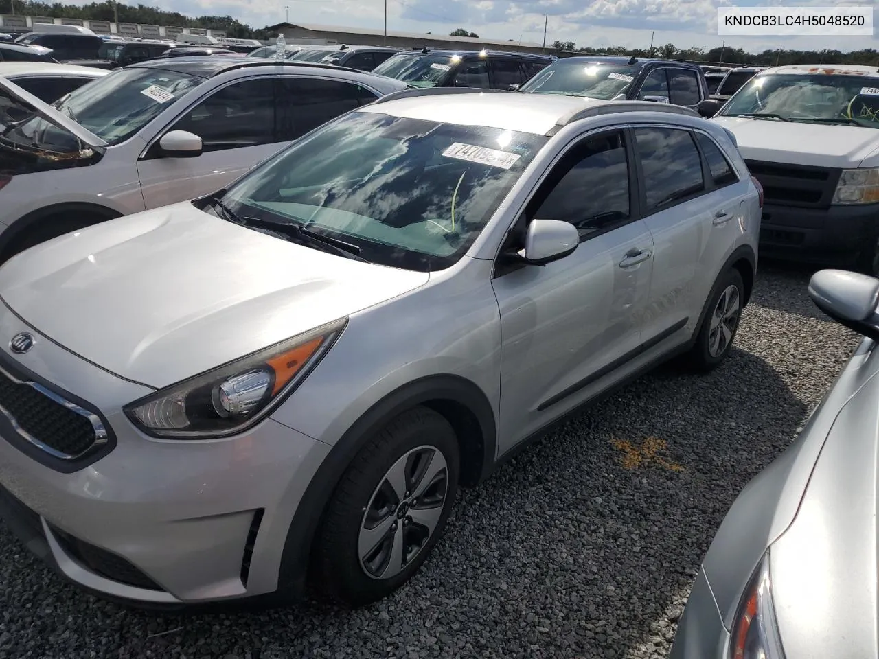 KNDCB3LC4H5048520 2017 Kia Niro Fe