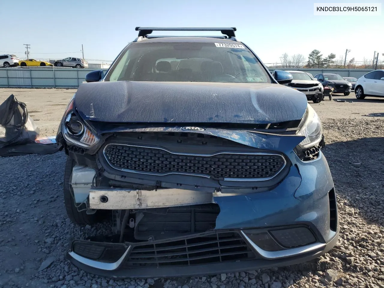 KNDCB3LC9H5065121 2017 Kia Niro Fe