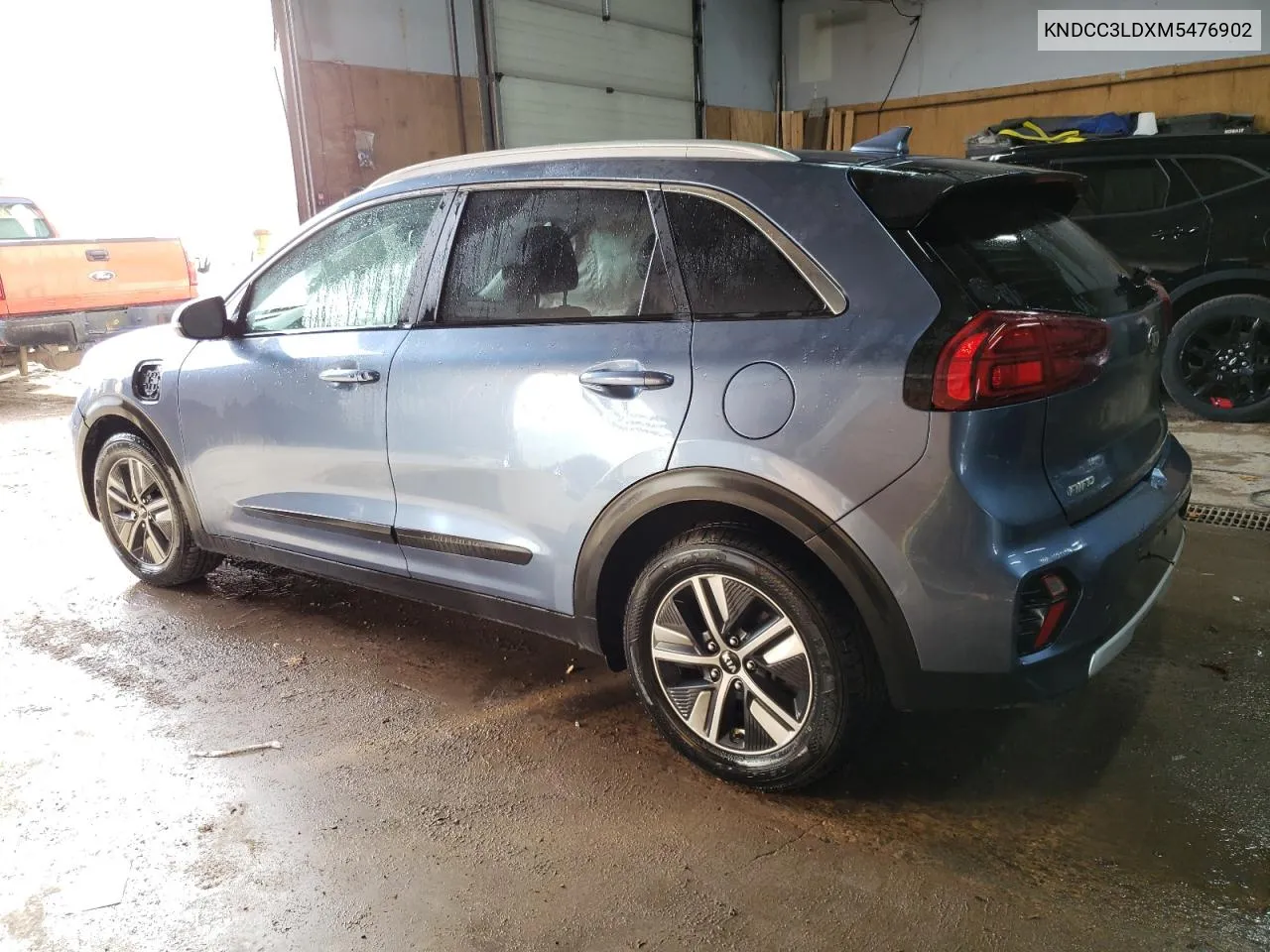 KNDCC3LDXM5476902 2021 Kia Niro Ex Premium