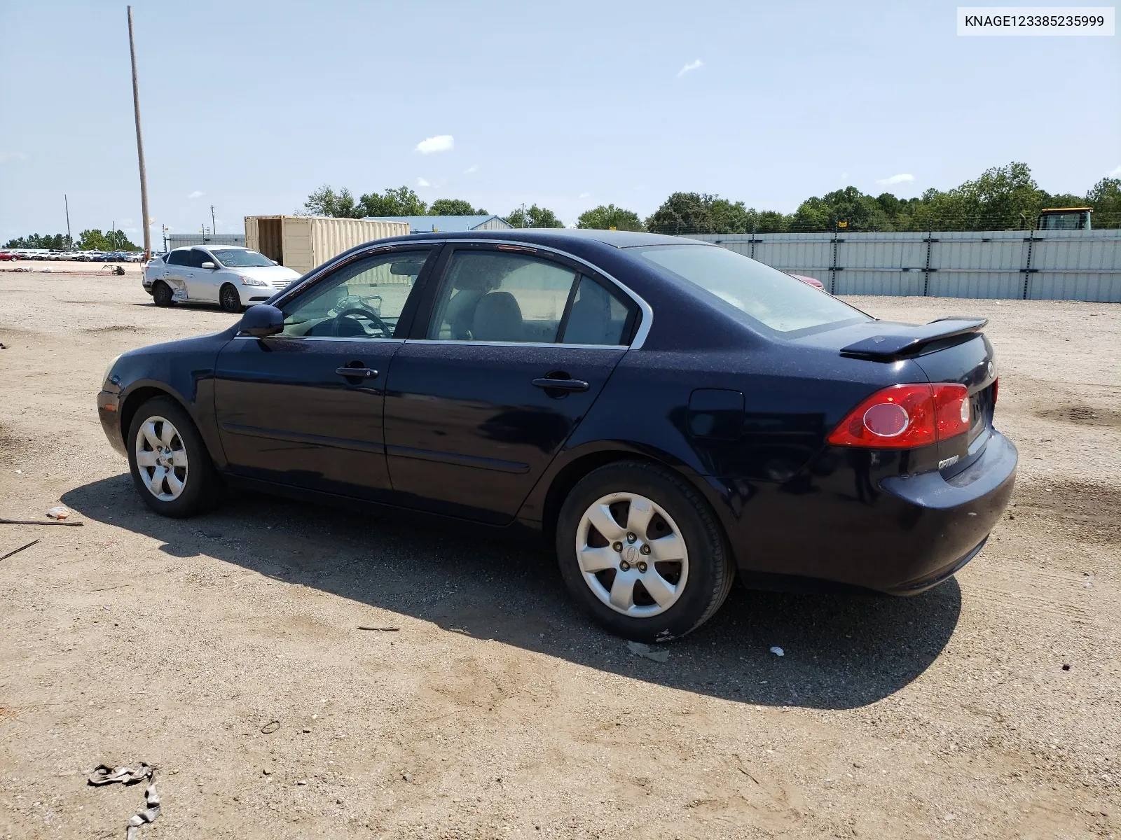 2008 Kia Optima Lx VIN: KNAGE123385235999 Lot: 66135844