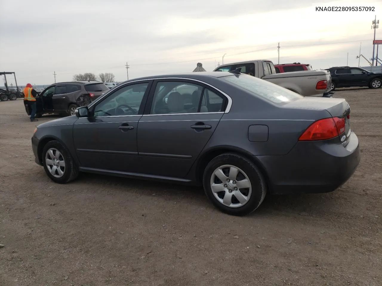 KNAGE228095357092 2009 Kia Optima Lx